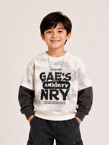 Layered Graphic Sweatshirt – White